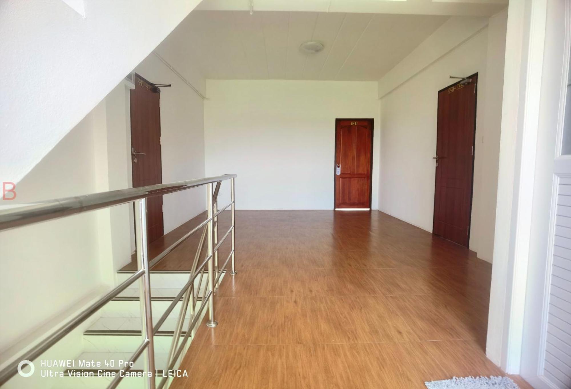 Yyk Hostel 24H Ban Khlong Krang Dış mekan fotoğraf